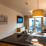 - Next To Areitxpress Liftstation Apartment Zell am See