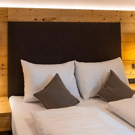 - Zell Am Apartman *