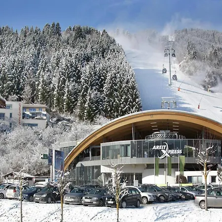 - Next To Areitxpress Liftstation Appartement