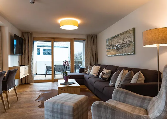 - Next To Areitxpress Liftstation * Zell am See